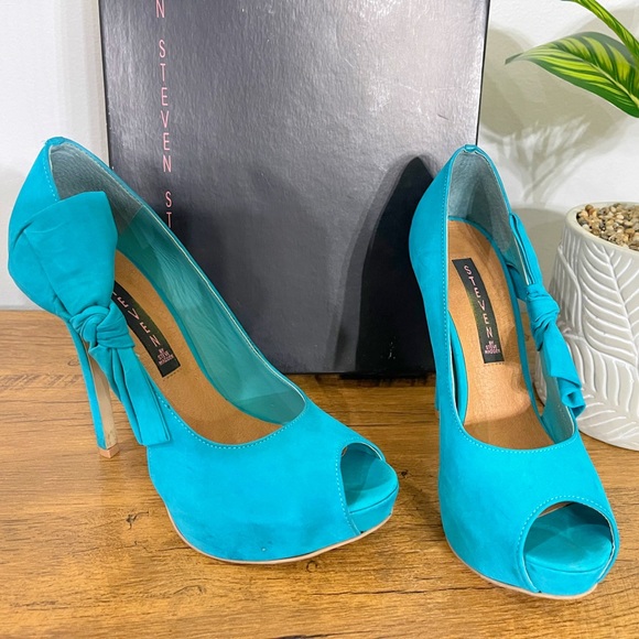 Steve Madden - Picture 1 of 1